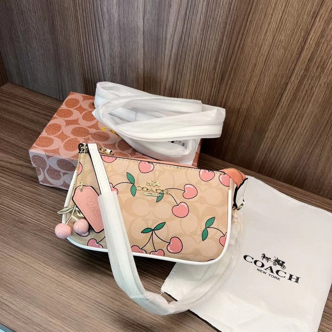 Coa Cherry Mahjong Bag With Cherry Pendant